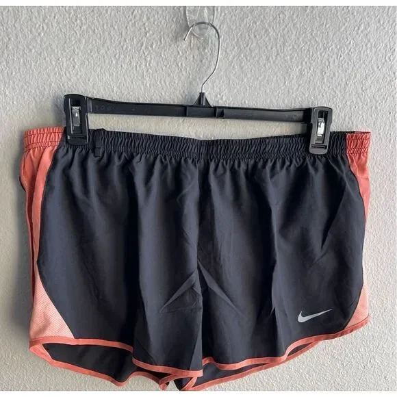 ❤️Nike Women’s Plus Size Dri-Fit Running Shorts 2X - Picture 1 of 7